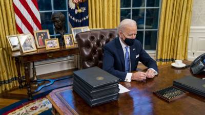 LIVE: Первые шаги Джо Байдена на посту президента США
