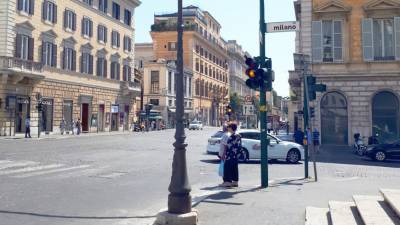 В Италии автоугонщики вернули хозяйке авто, узнав в Facebook о ее болезни - mir24.tv - Бари