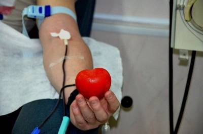 Смоленский Центр крови заготовил почти 500 литров плазмы переболевших COVID-19