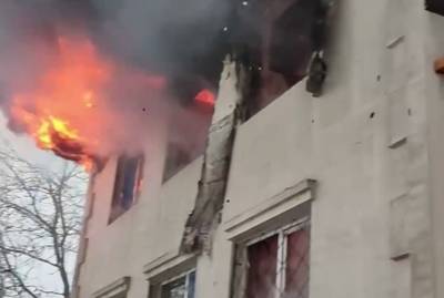 В сети появилось видео первых минут пожара в доме престарелых в Харькове