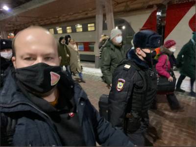 Сотрудника ФБК арестовали в Москве по решению суда