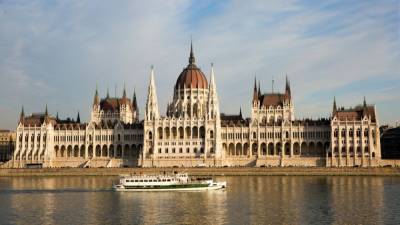 Венгерский гид объяснил, чем привлекают россиян местные курорты