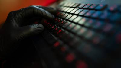 Тысячи украденных логинов и паролей попали в поиск Google