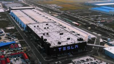 Фирма Tesla подала в суд на китайское СМИ