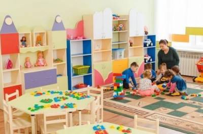 Киевлян предупредили о переходе на полное самообеспчение по питанию детей в детсадах