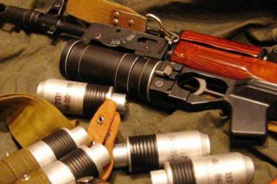 Во Львовской области военный торговал гранатометными снарядами