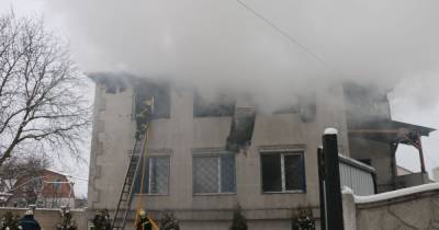 Дочь сдала в хоспис за 12 тысяч гривен в месяц: какая дальнейшая судьба спасенных при пожаре в Харькове