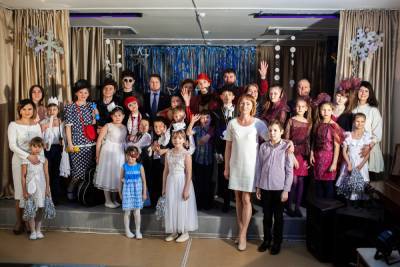 Дети-сироты подготовили представление для «НОВАТЭК-Челябинск»