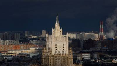 МИД России отреагировал на сообщение посольства США о незаконных акциях