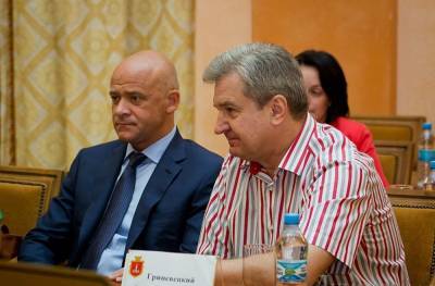 Одесса: Чем для мэра и губернатора могут закончиться заигрывания с...