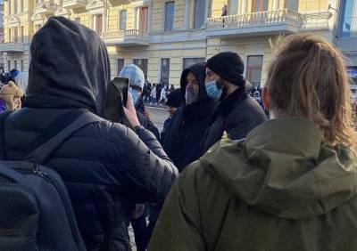Юрий Дудь вышел на акцию протеста во Владивостоке