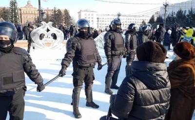 Акции в поддержку арестованного Алексея Навального проходят на Дальнем Востоке и в Сибири