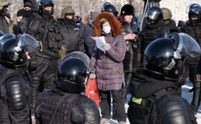Около сотни человек, по данным газеты «Коммерсант», задержаны на акциях в поддержку Навального на Дальнем Востоке