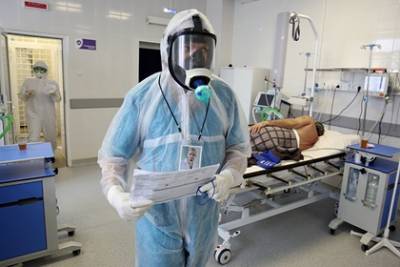 В России за сутки умерли 559 пациентов с коронавирусом