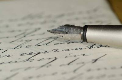 Психолог Михаил Хорс: Ручное письмо может спасти человека от расстройств личности