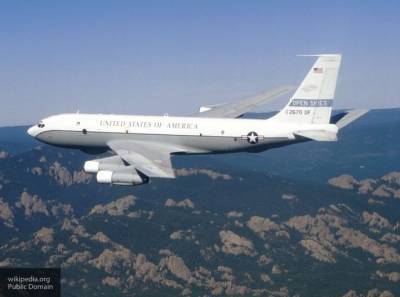 Американский Boeing спровоцировал угрозу в воздушном пространстве РФ