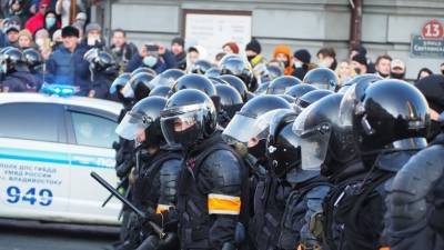 В Госдуме РФ объяснили, почему в протестах во Владивостоке участвуют дети