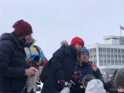 Полицейские задержали Ксению Фадееву за организацию митинга в поддержку Навального в Томске