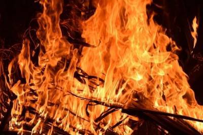 Причиной пожара с гибелью детей на Сахалине мог быть взрыв котла