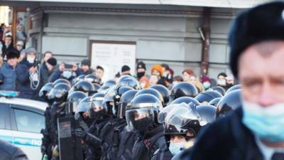 Участников незаконных акций в Москве предупредили об ответственности