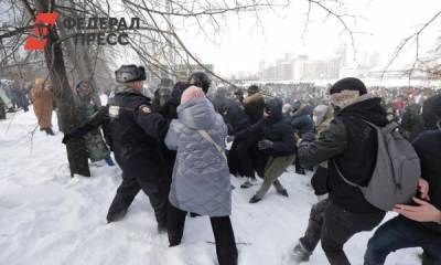 Задержания и ОМОН на протестной акции в Екатеринбурге