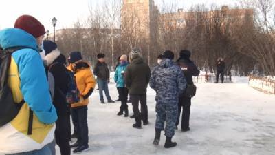 Появилось видео незаконного митинга в поддержку Навального в Иркутске