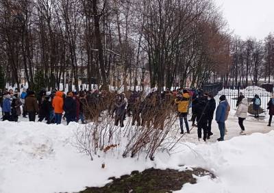 Протестующие рязанцы пришли в Соборный парк