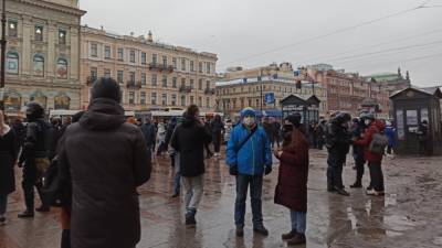 Несогласованный митинг в Петербурге близится к завершению