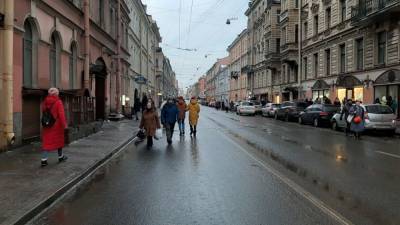 Участники несогласованного митинга в Петербурге расходятся по домам