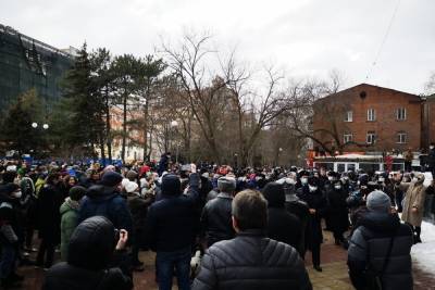 В акции в поддержку Алексея Навального в Ростове собралось 3 тысячи человек