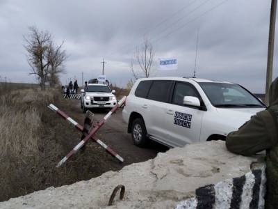 В ОБСЕ подтвердили размещение Киевом бронетехники на линии фронта в Донбассе