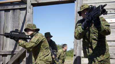 Литва отправила на Украину пятую группу военных инструкторов для обучения ВСУ
