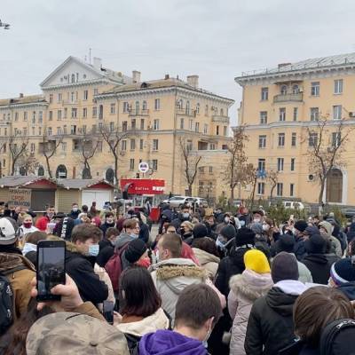 В Астрахани в акции протеста приняли участие более 400 человек