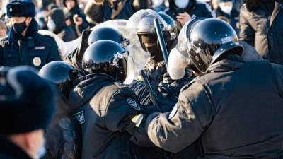 Во Владивостоке заведены уголовные дела против участников протестов