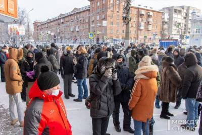 Акции в поддержку Навального прошли еще в восьми городах Свердловской области