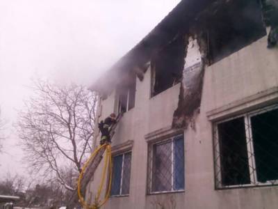 Суд арестовал двух подозреваемых по делу о пожаре в доме престарелых в Харькове