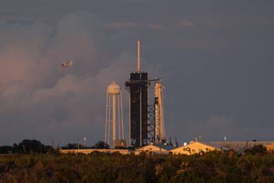 SpaceX перенесла запуск ракеты-носителя с более чем 140 спутниками