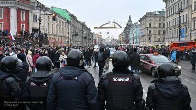 Президент "Альфы" высоко оценил работу полиции во время митингов