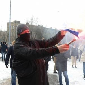В Киеве произошли стычки возле посольства РФ. Фото
