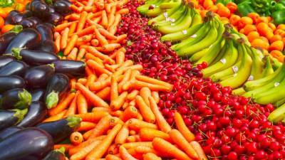 Эндокринолог объяснил, как разноцветная еда влияет на настроение