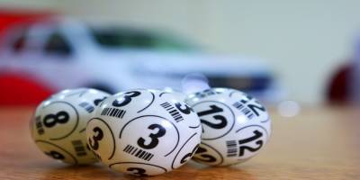 Джекпот в лотерее в 1 млрд долларов с шансом 1 к 302,5 млн