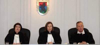 С чем отправится в отставку Конституционный суд Карелии?