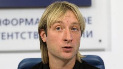 Плющенко заявил об увольнении тренеров после рукоприкладства на тренировках