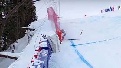 Чешская горнолыжница протаранила ограждение на этапе Кубка мира