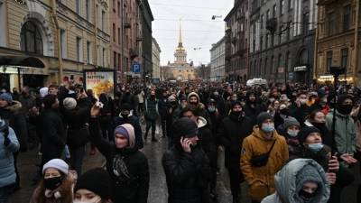 Депутат Федоров: митингами в России дирижировали из посольства США
