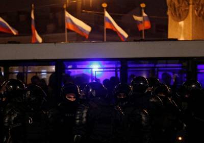 Массовые задержания, драки и кровь: чем завершились акции протеста в России