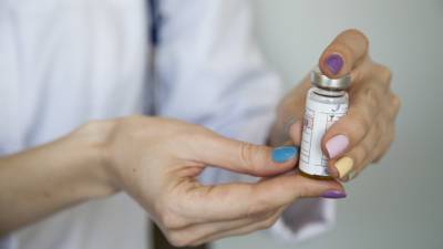 СМИ: AstraZeneca не сможет поставить нужное количество вакцины в Европу