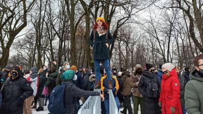 Алексей Навальный - Член ОП РФ раскритиковал попытки протестующих вывести детей на митинги - newinform.com