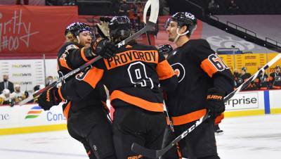 «Филадельфия» Проворова разгромно уступила «Бостону» в матче НХЛ