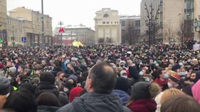 Управделами президента оценило агрессивные действия митингующих в Москве